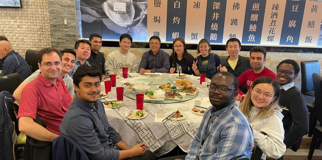 Dr. Yao holds a Celebration Dinner Party for David's Graduation